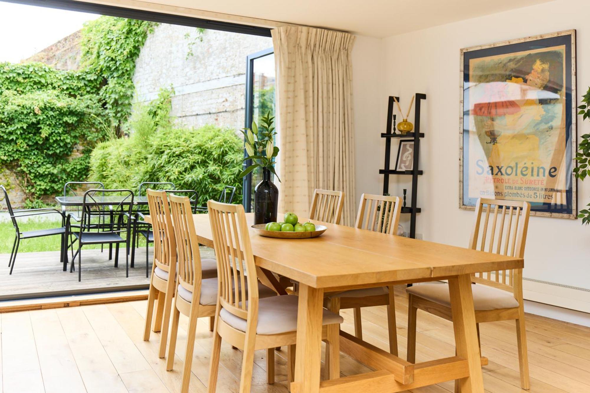 런던 The Putney Wonder - Dazzling 3Bdr Flat With Garden 아파트 외부 사진