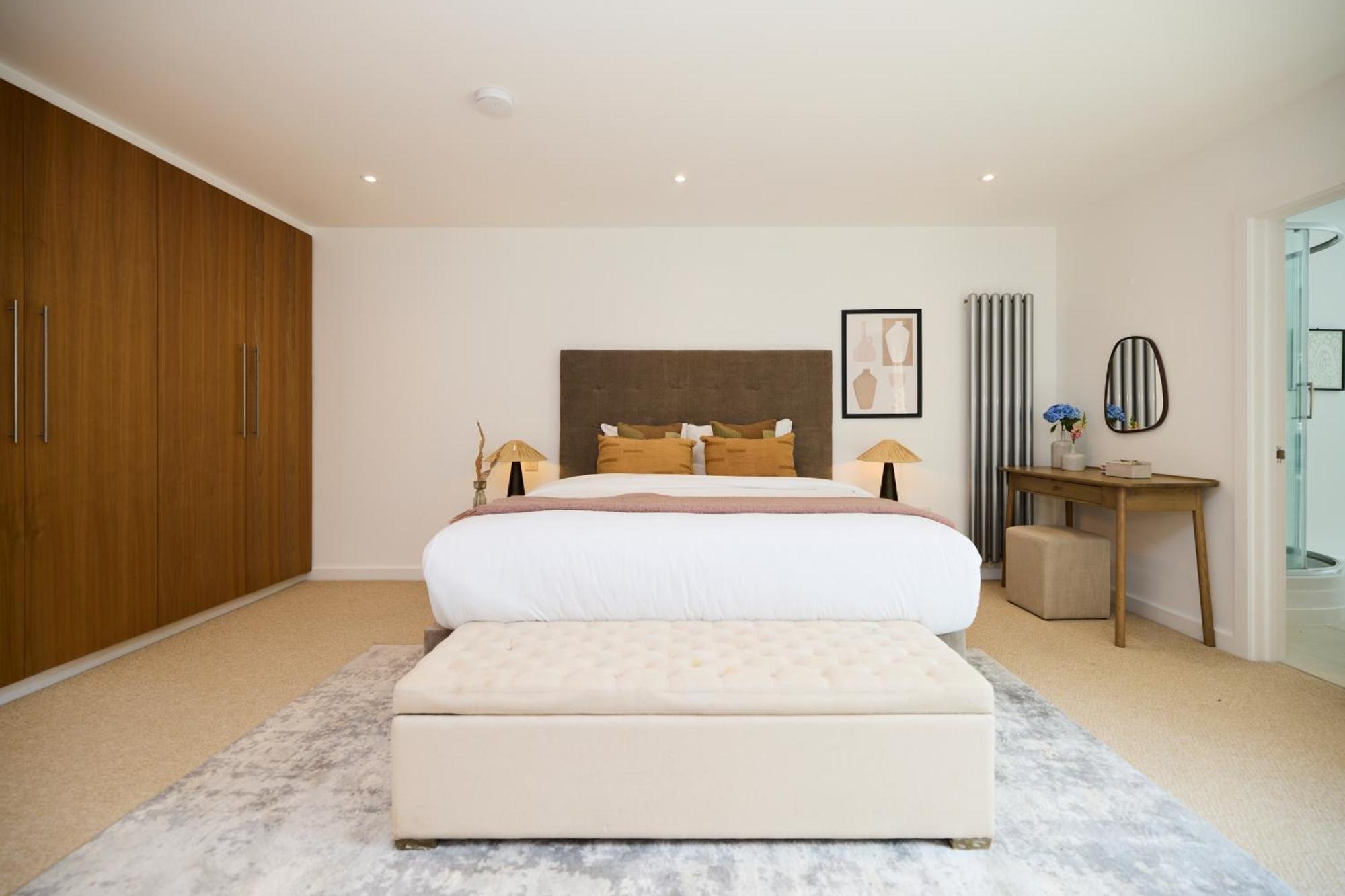 런던 The Putney Wonder - Dazzling 3Bdr Flat With Garden 아파트 외부 사진
